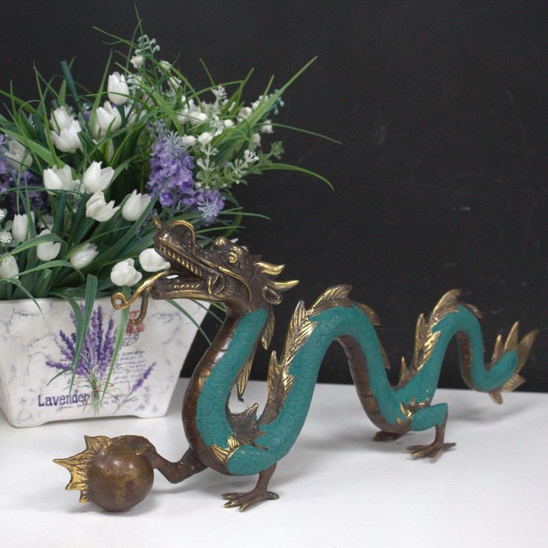 Fengshui - Dragon Moyen avec Balle - 27cm