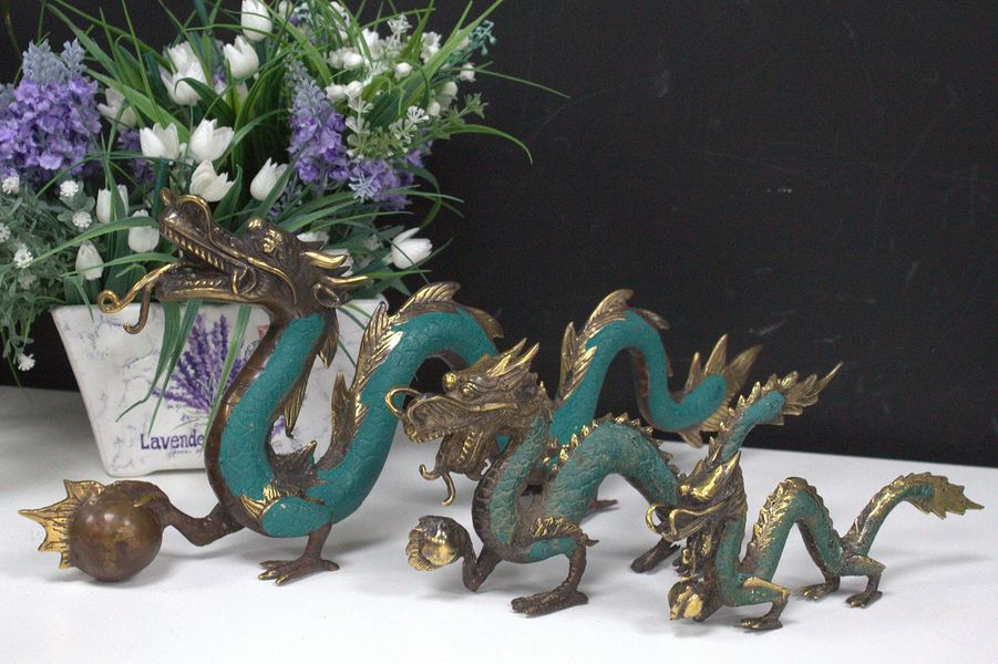 Fengshui - Grand Dragon avec Balle - 45cm