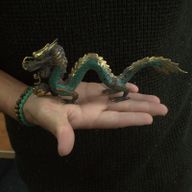 Fengshui - Petit Dragon avec Balle - 20cm