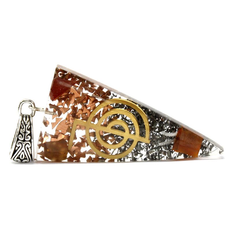 Pendentifs Orgonite -  Pointe Trois Métaux