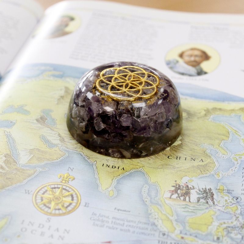 Presse-papiers Orgonite  - Dôme Amethyste