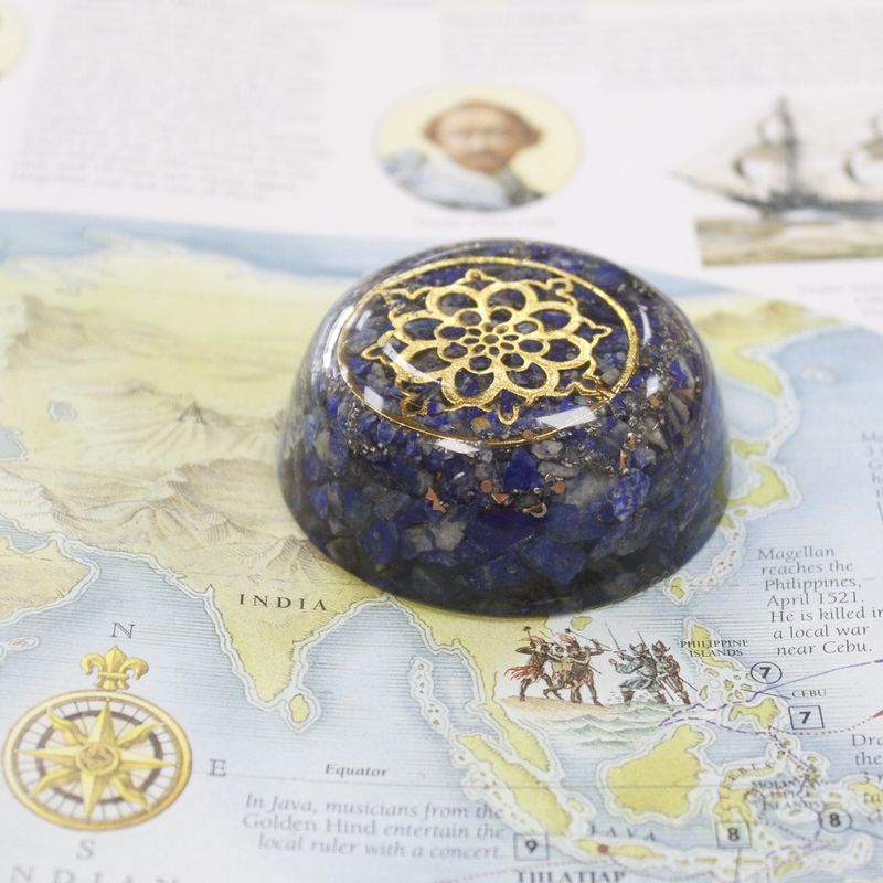Presse-papiers Orgonite  - Dôme Lapis