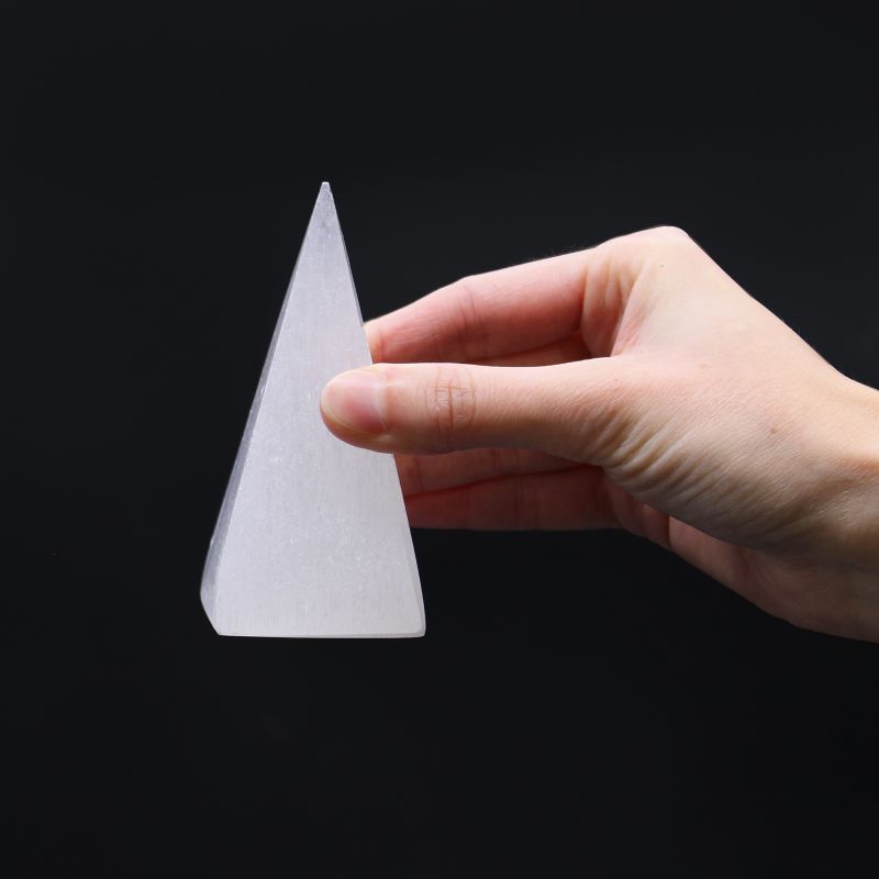Pyramide Sélénite - 10 cm