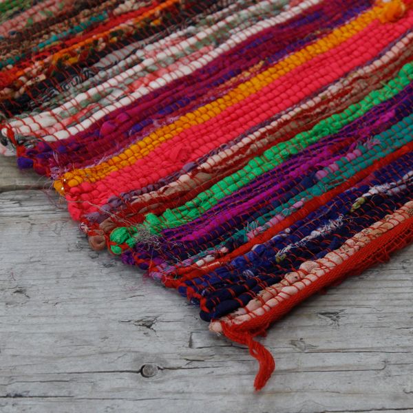 Tapis Tissés à la Main - 150 x 90cm - Rouge