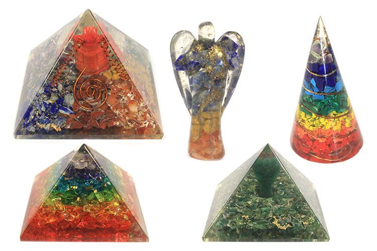 Pyramide Orgonite - Sept Chakra Fleur de Vie - 70 mm