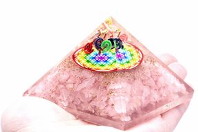 Pyramide Orgonite - Fleur de Vie Arc-en-Ciel Quartz Rose - 70 mm