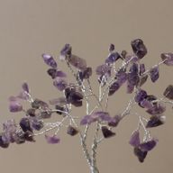 Arbre à Pierres Précieuses avec Base en Orgonite - 80 Pierres - Améthyste