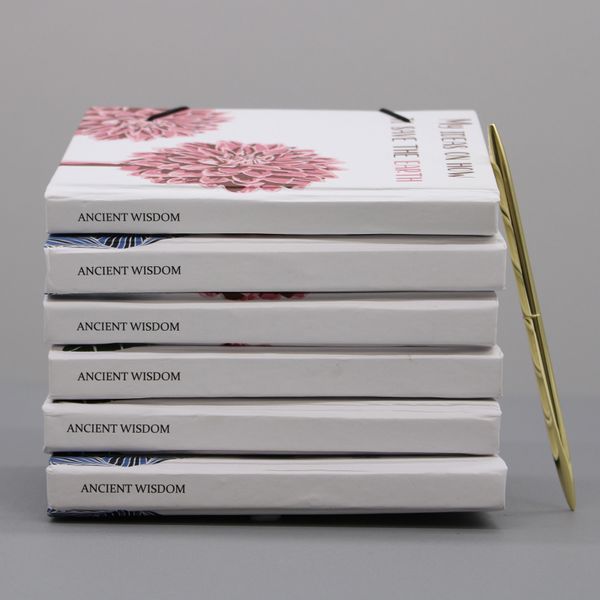 Petit Carnet de Note - Fleurs dans le Même Jardin