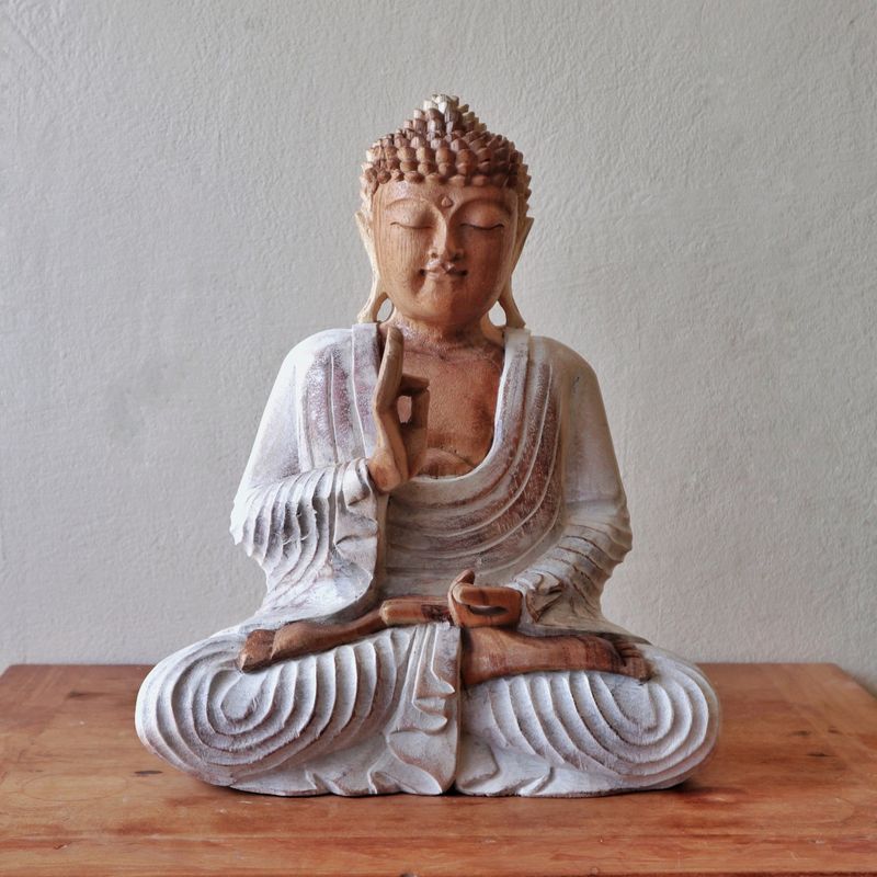 Statue de Bouddha Blanc Délavé - Transmission des Enseignements - 30cm
