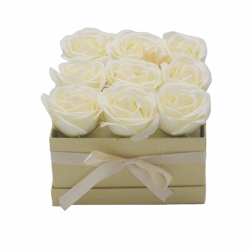 Coffret Cadeau de Fleurs de Savon - 9 Roses Crème - Carré