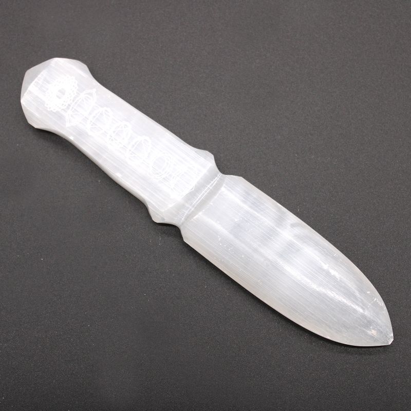 Couteau de Rituel en Sélénite - Chakra