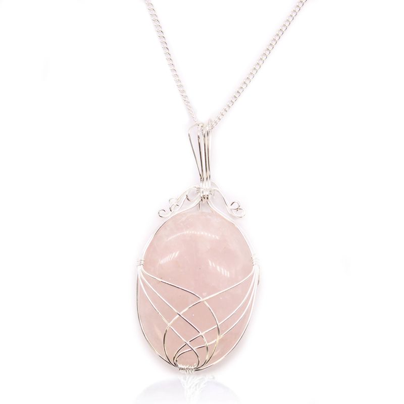 Collier de pierres précieuses enveloppées de tourbillons - Quartz rose