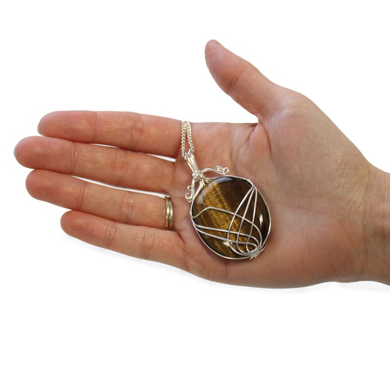 Collier de pierres précieuses enveloppées de tourbillons - Oeil de Tigre