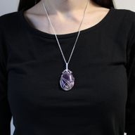 Collier de pierres précieuses enveloppées de tourbillons - Améthyste