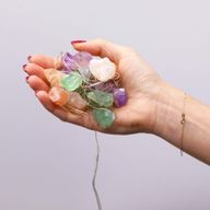 Lumières d’enchantement de pierres précieuses - Roches mélangées