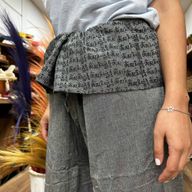 Pantalons de Yoga et Festival - Pêcheur Thai Mandala Mantra sur Gris