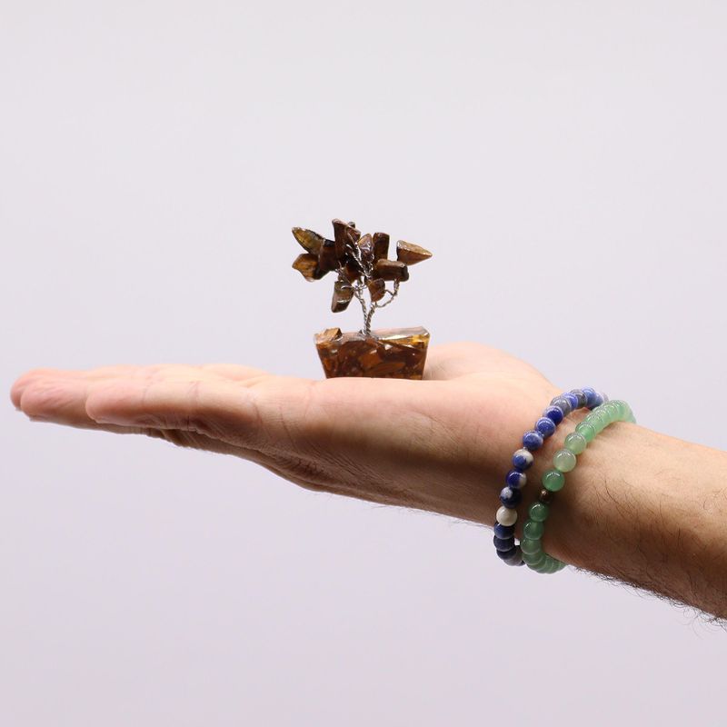 Mini Arbres de Gemmes sur Base d'Orgonite - Oeil de Tigre (15 pierres)