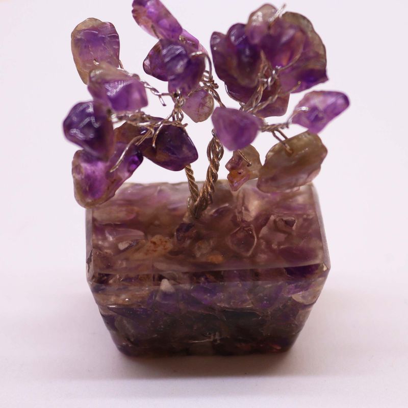 Mini Arbres de Gemmes sur Base d'Orgonite - Améthyste (15 pierres)