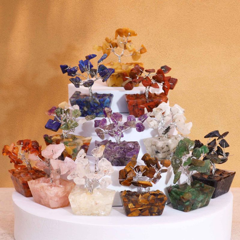 Mini Arbres de Gemmes sur Base d'Orgonite - Mélange Assorti (15 pierres)