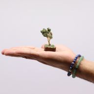 Mini Arbres de Gemmes sur Base en Bois - Aventurine Verte (15 pierres)