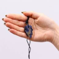 Pendentif en Forme de Larme avec Gemmes Lacées - Sodalite