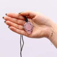 Pendentif en Forme de Larme avec Gemmes Lacées - Quartz Rose