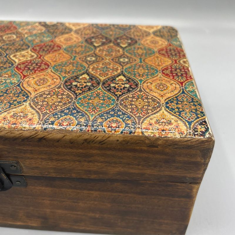 Grande Boîte en Bois Émaillé  - 20x15x7.5cm - Modèle Traditionnel