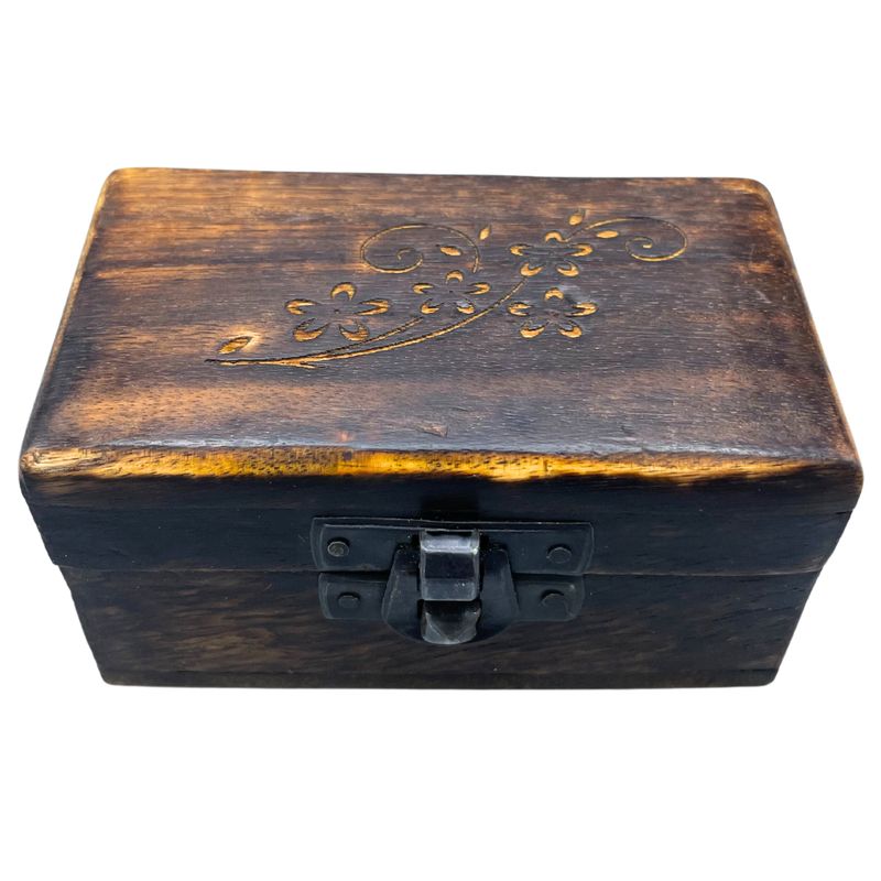 Boîte à Pilules en Bois 9x5x4cm - Motifs Sculptés - Assortis