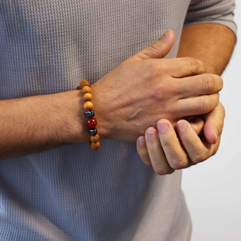 Bracelet de Chakra Racine en Cèdre avec Jaspe Rouge