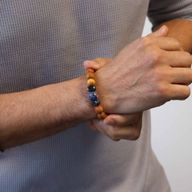 Bracelet de Chakra de la Gorge en Cèdre avec Sodalite