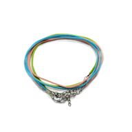 Packs de cordons de suspension en daim - 2,5 mm x 55 cm - Assortis (10 couleurs)