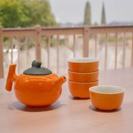 Ensemble de théière à base de plantes orange - Pot et quatre tasses