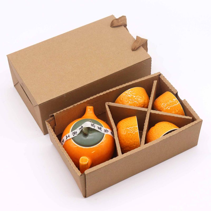 Ensemble de théière à base de plantes orange - Pot et quatre tasses