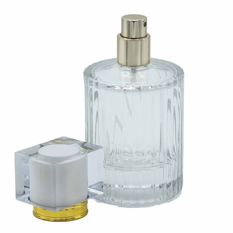 Blanc plat - Flacon rond nervuré de 50 ml, vaporisateur et bouchon