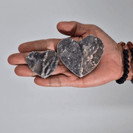 Petits cœurs en calcite (environ 4-5 cm)