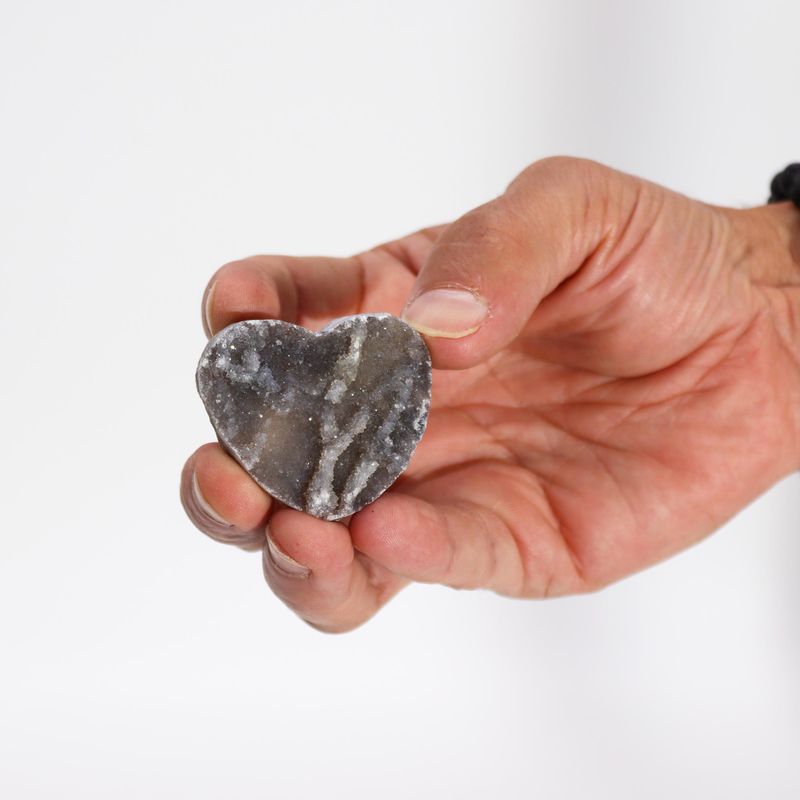 Petits cœurs en calcite (environ 4-5 cm)