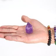 Petites pointes d'améthyste aux couleurs riches (environ 4 à 5,5 cm)