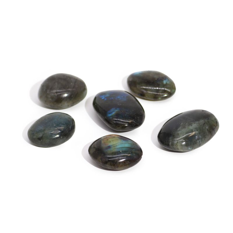 Pierres de palmier labradorite de Madagascar (environ 17-40 g 35-50 mm)