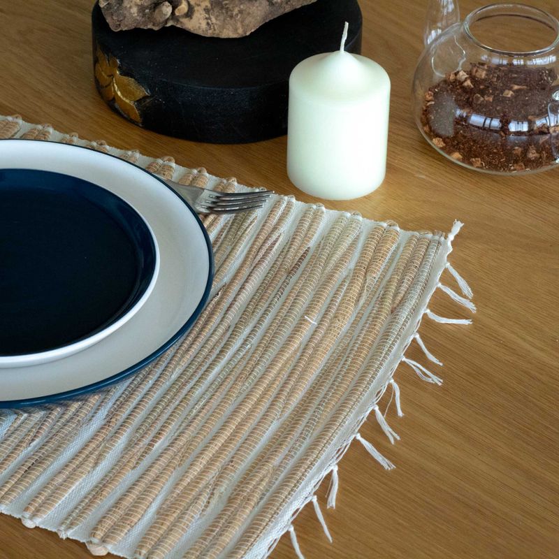Set de table naturel en jacinthe d'eau - Tigre naturel avec frange