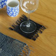 Dessous de verre naturel à franges en jonc de mer - Noir