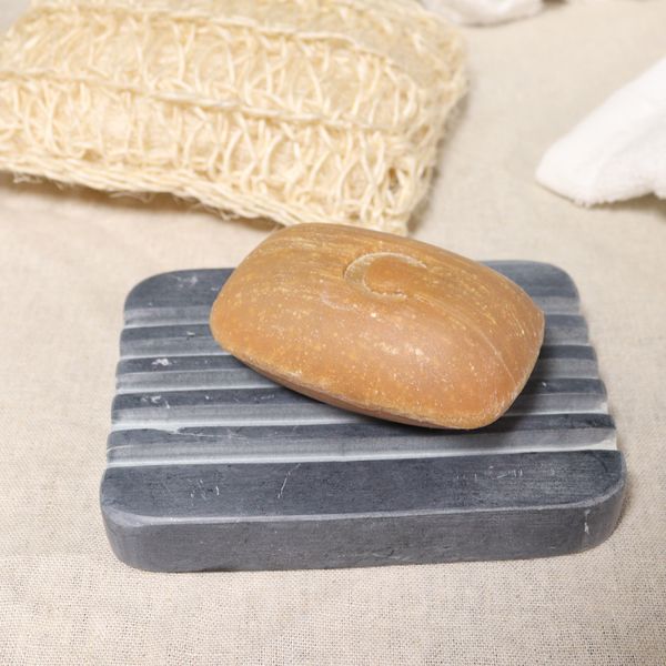 Porte-savon en pierre à savon grise 12x8,5cm - Rainures profondes