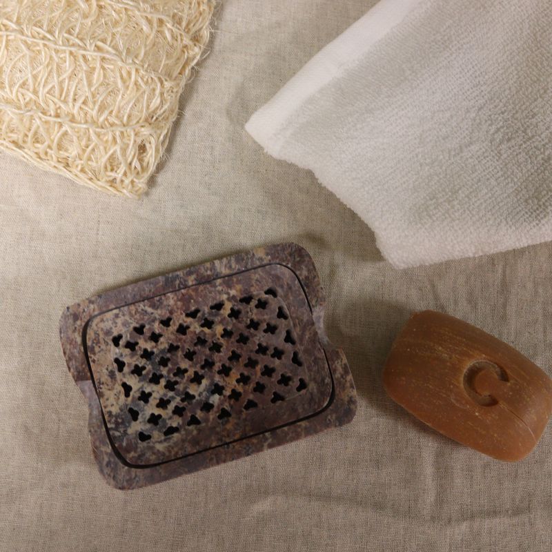Porte-savon et égouttoir en pierre à savon 11x8cm - Carré classique