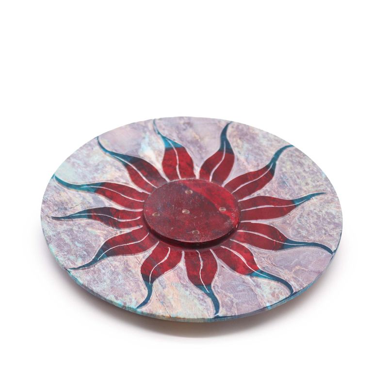 Porte-encens en pierre à savon Disque 10 cm - Fleur de Soleil (porte 5 bâtonnets)