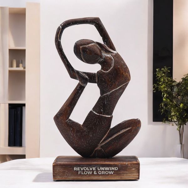 Dame de Yoga en Bois - Antique - Pose Révoluée - "Revolve Unwind - Flow & Grow"