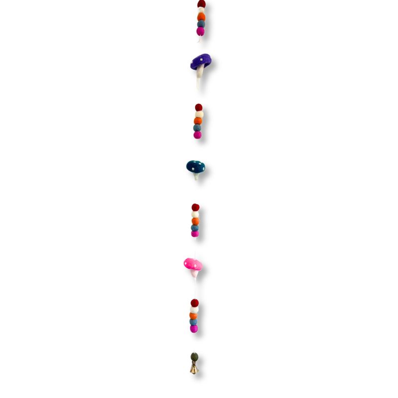 Suspensions murales en feutre - Champignons (couleurs aléatoires)
