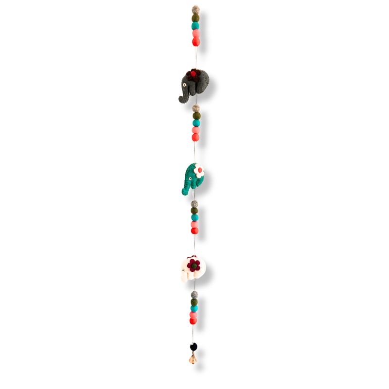 Suspensions murales en feutre - Éléphants (couleurs aléatoires)