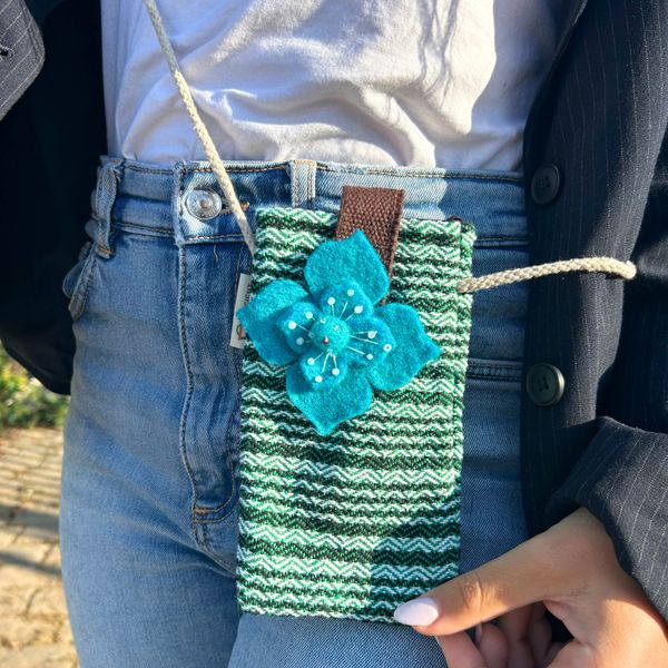 Pochette Porte- téléphone Rayures Vertes - motif fleur