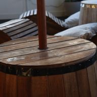 Tabouret Tonneau de Bière & Support de Parasol