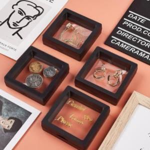 Présentoirs à Bijoux Flottants 3D