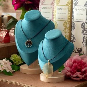 Présentoirs de colliers et accessoires